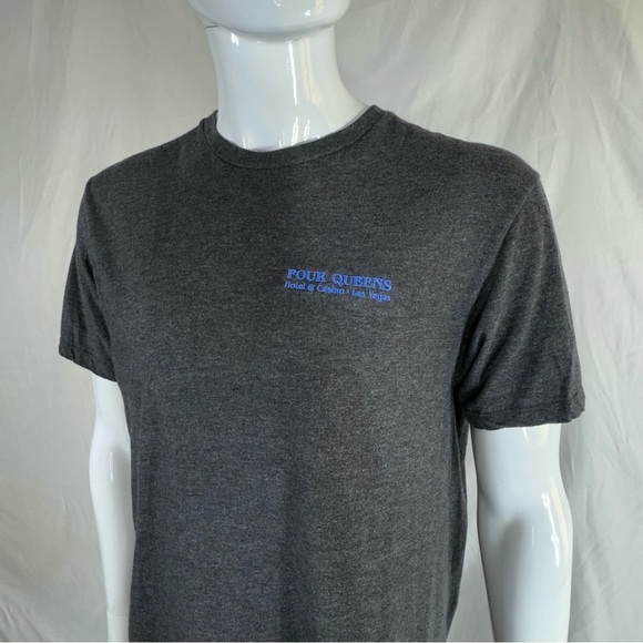 Four Queens Hotel & Casino Las Vegas Men’s Dark Heather Gray Short Sleeve Tee - Picture 2 of 6